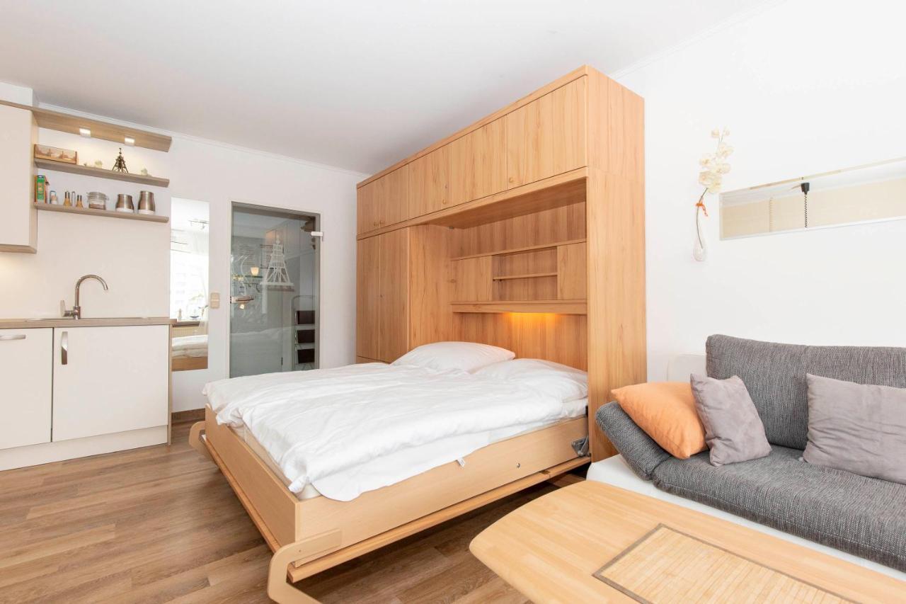Trafalgar 330 Apartment