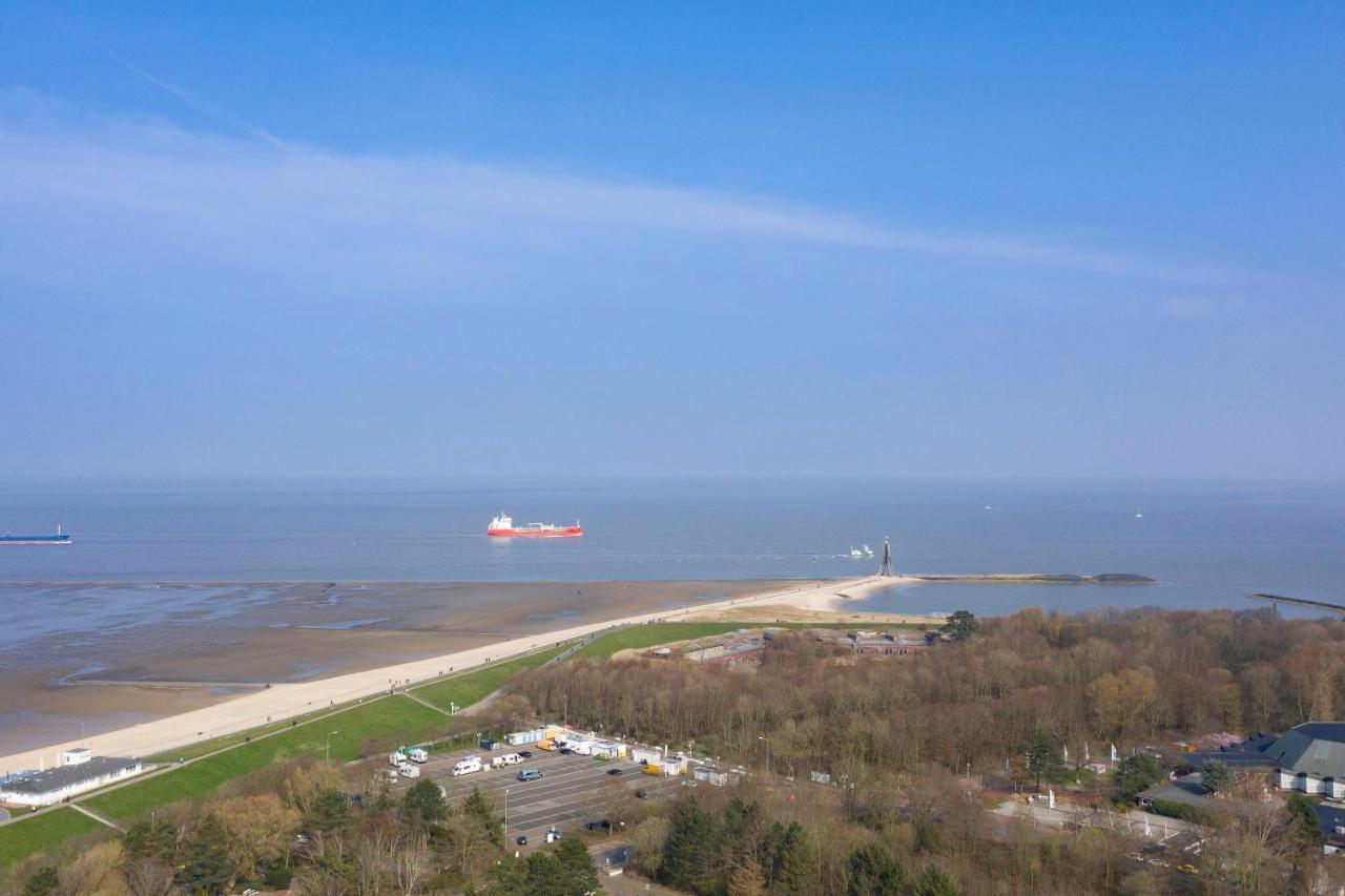 Trafalgar 330 * Cuxhaven